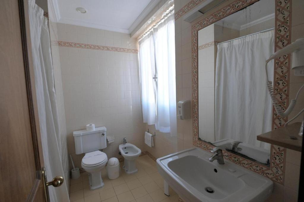 Hotel Irmas Dominicanas - Fatima By Flagworld Hotels ภายนอก รูปภาพ