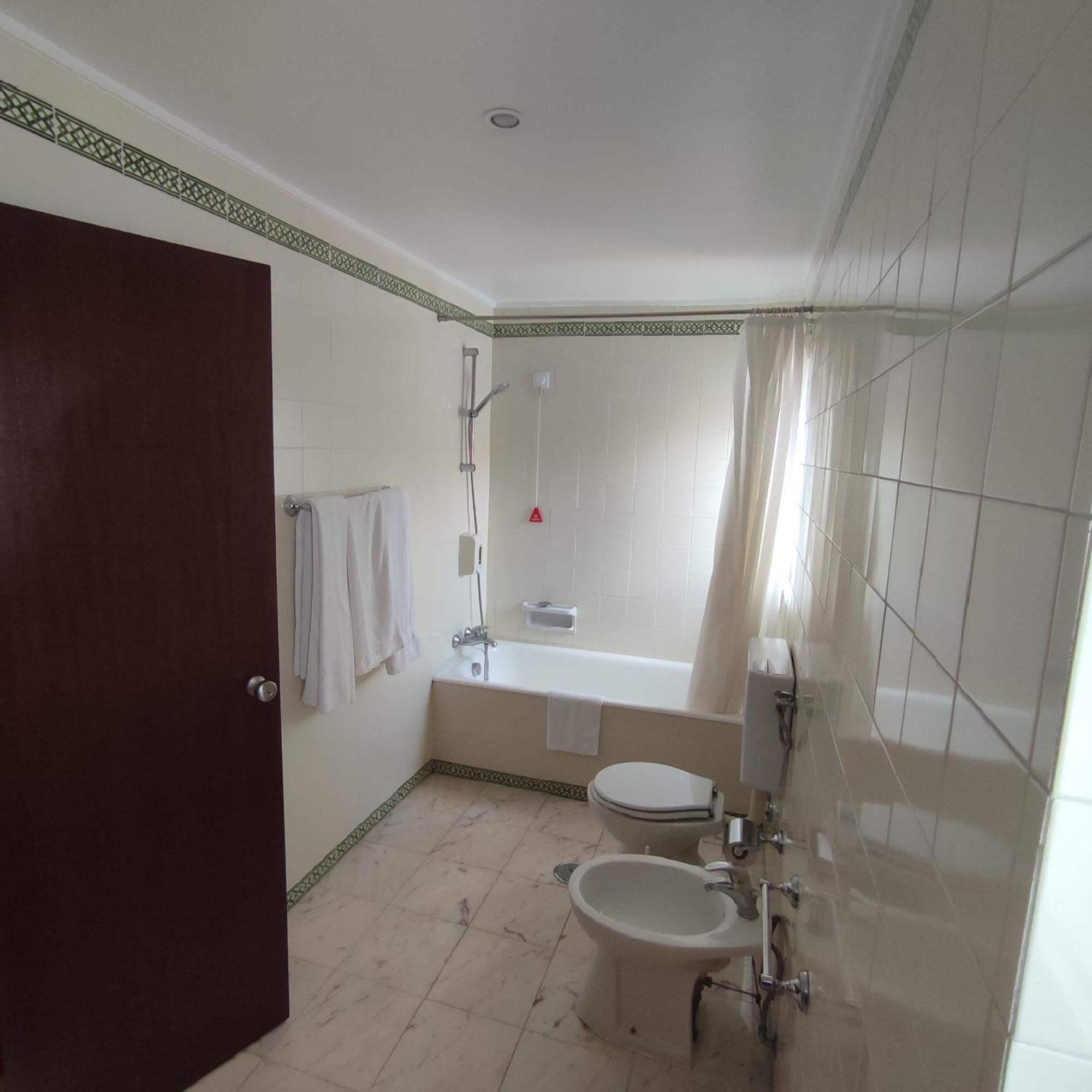 Hotel Irmas Dominicanas - Fatima By Flagworld Hotels ภายนอก รูปภาพ